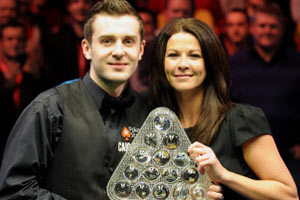 比利时中场 比利时中场