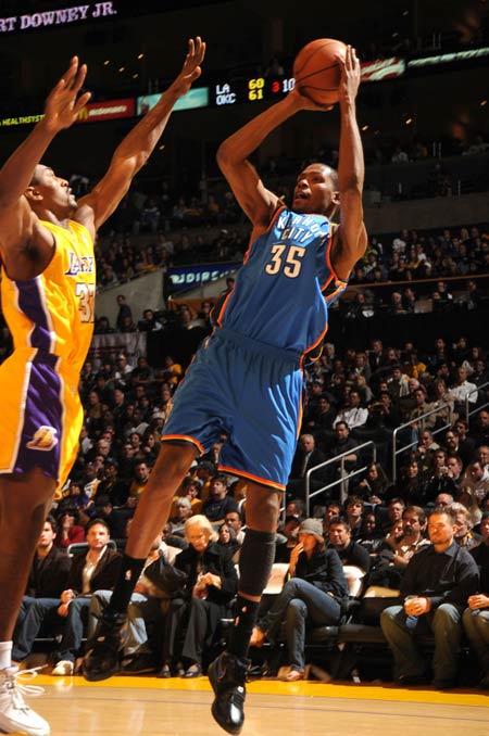 在此议题中 在此议题中